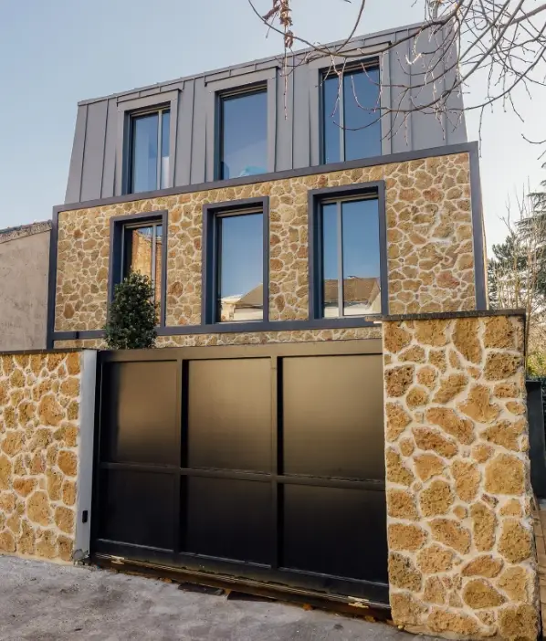 Murets et façades maison moderne en Meulière